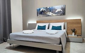 Fd Apartments - Zoe Prestigioso Appartamento Vicino Alla Stazione E Al Centro